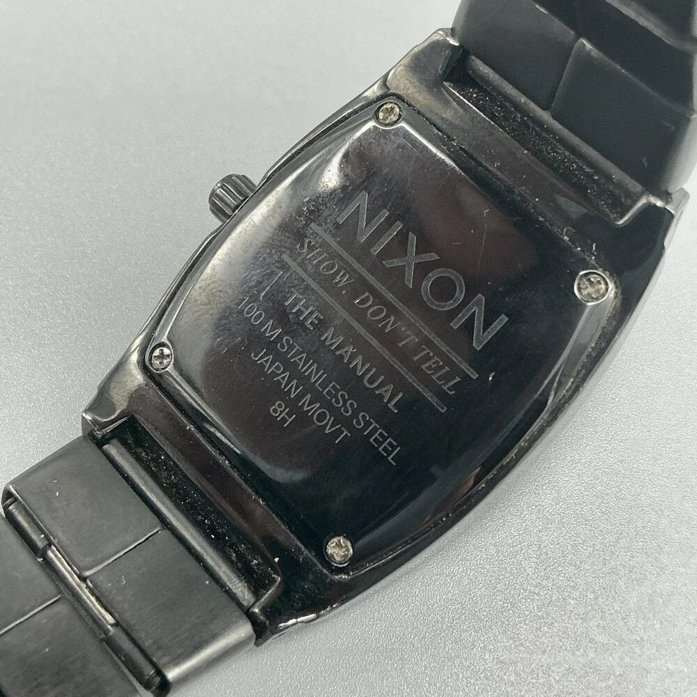 Nixon The Manual Mens Watch 32mm Black Dial Stainless Bracelet New Battery 6.25